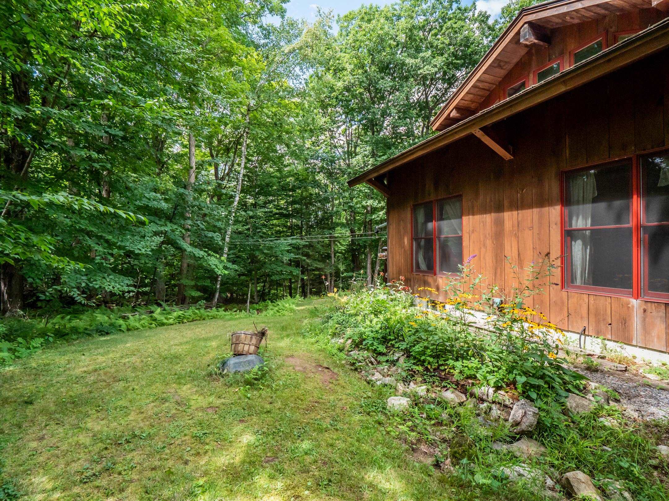 85 Old Troy Road Fitzwilliam, NH 03447 - Photo 4 of 31