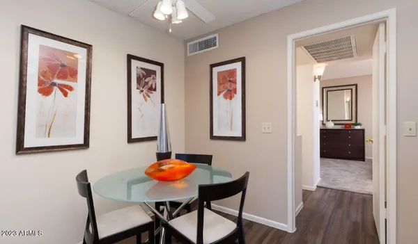 $860 | 6201 West Olive Avenue, Unit A4, Glendale, AZ 85302