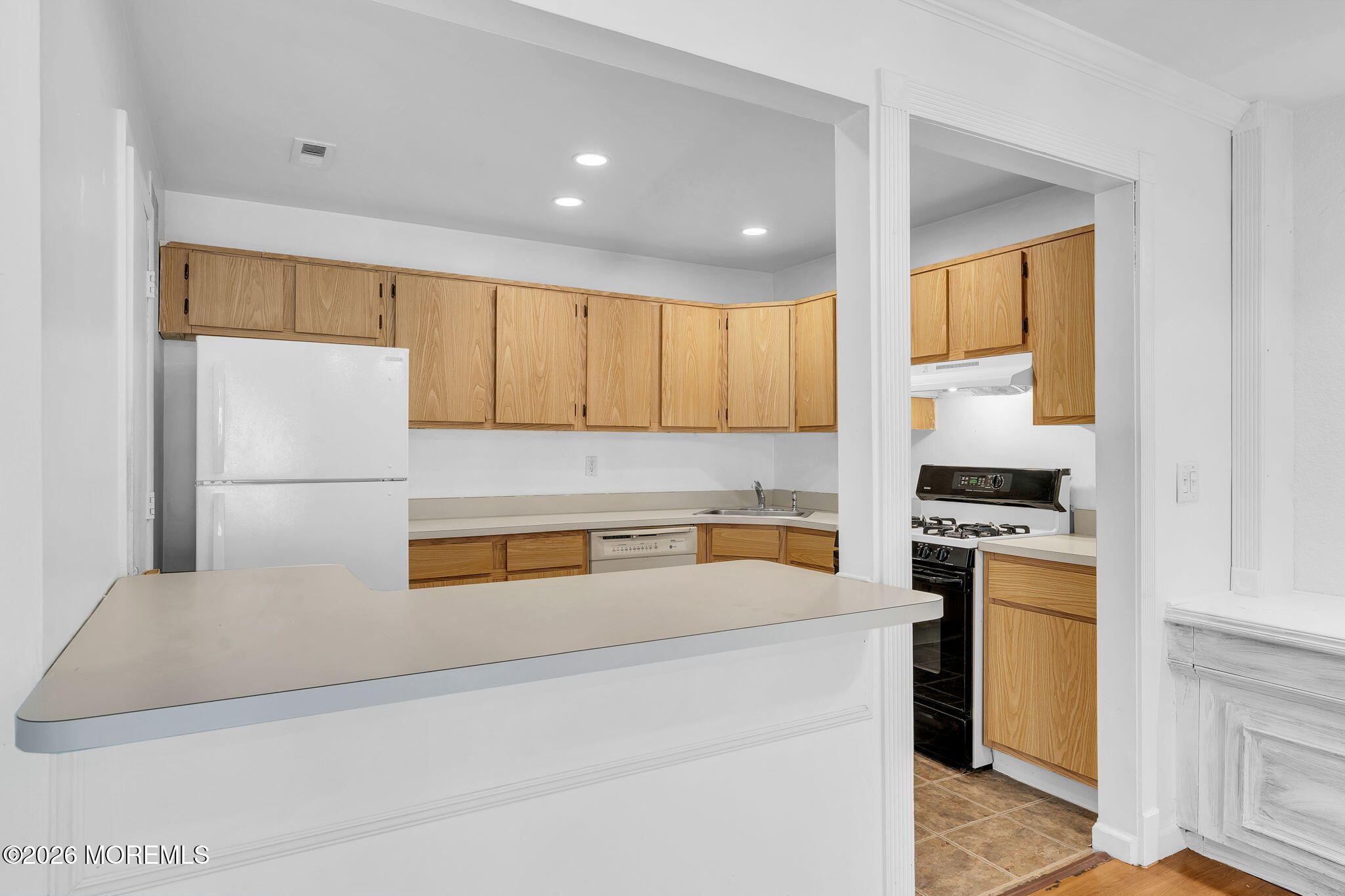 508 Harding Road, Unit 3 Freehold, NJ 07728 - Photo 5 of 16 12-web-or-mls-DSC00856