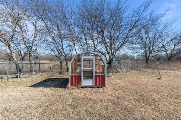 $800,000 | 9964 State Highway 171, Itasca, TX 76055