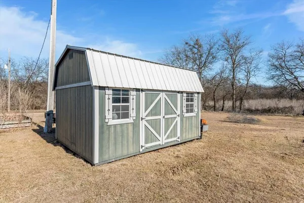 $800,000 | 9964 State Highway 171, Itasca, TX 76055