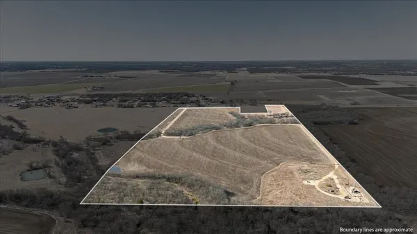 $800,000 | 9964 State Highway 171, Itasca, TX 76055