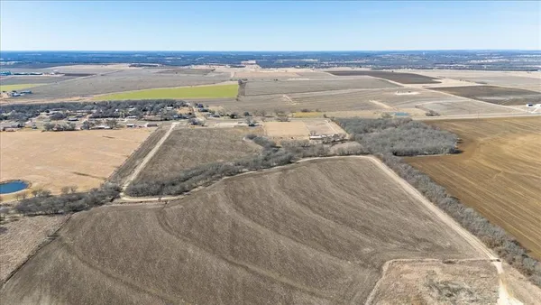 $800,000 | 9964 State Highway 171, Itasca, TX 76055