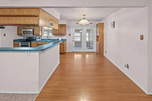 $800,000 | 9964 State Highway 171, Itasca, TX 76055