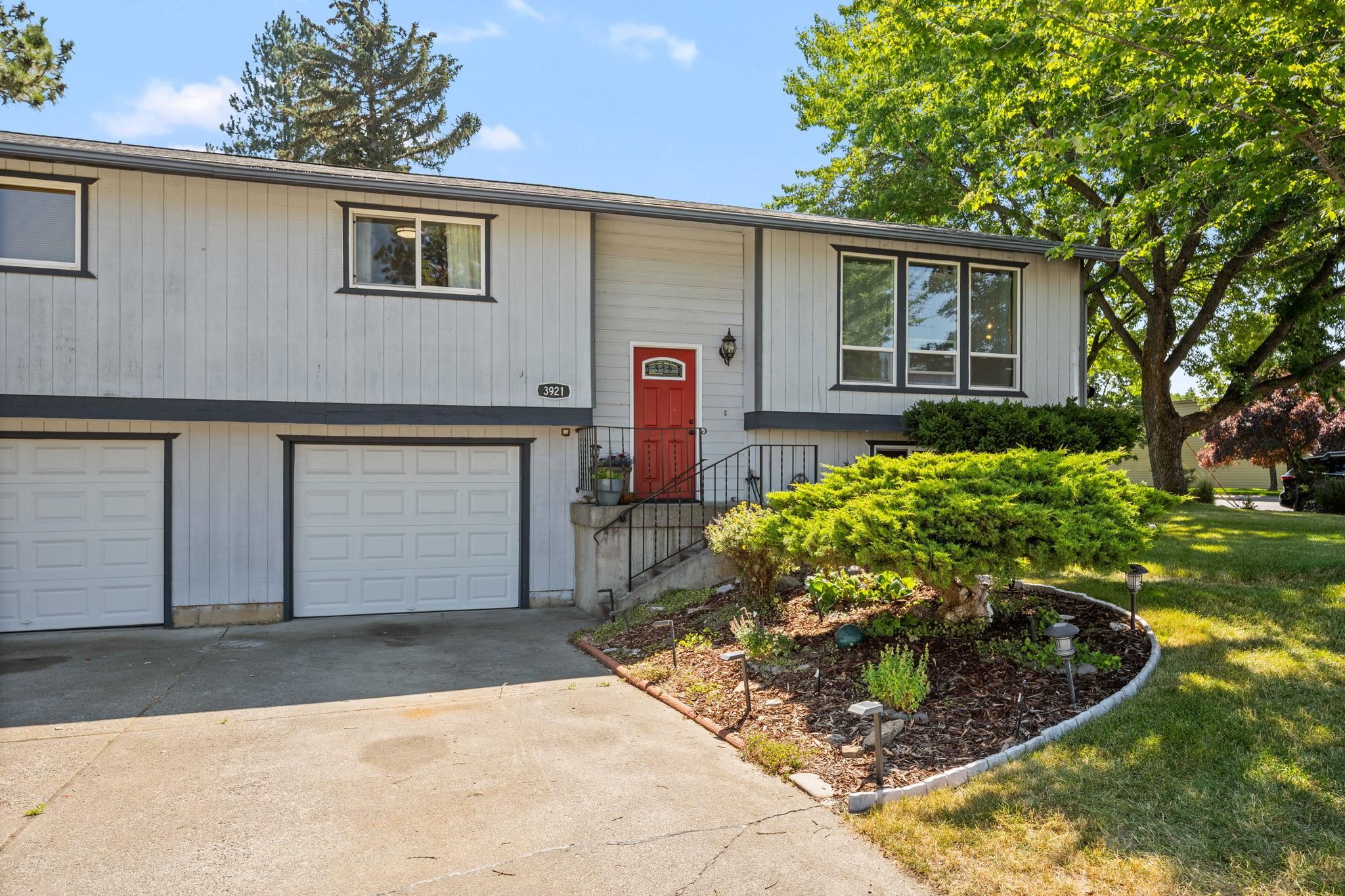 3921 South Johnson Street Spokane Valley, WA 99206 - Photo 3 of 34