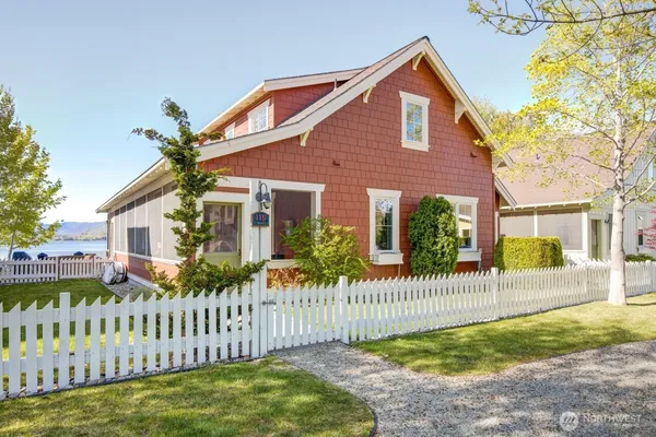 $899,900 | 115 Malarkey Lane, Oroville, WA 98844