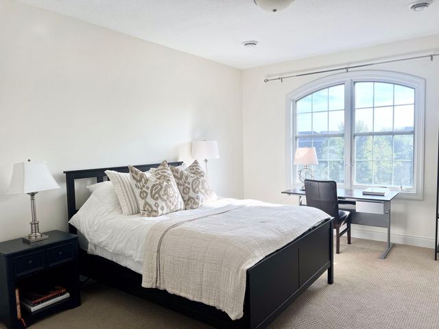 $1,725,000 | 9716 Glacier Bay, Eden Prairie, MN 55347