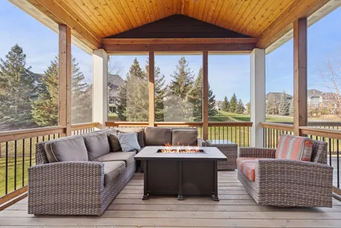 $1,725,000 | 9716 Glacier Bay, Eden Prairie, MN 55347