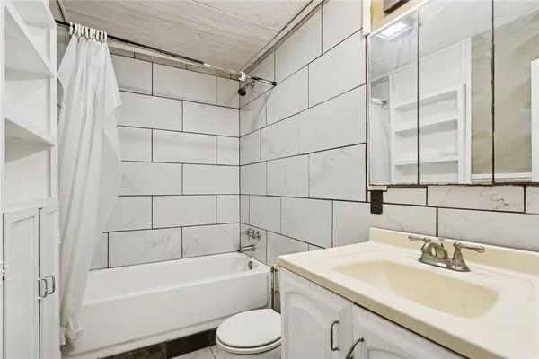 $555,000 | 22231 Prats Road, Abita Springs, LA 70420