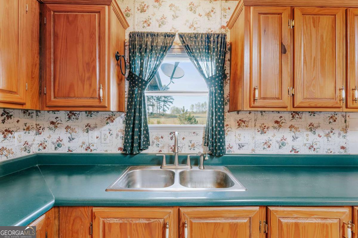 665 Elberton Road Lexington, GA 30648 - Photo 12 of 47