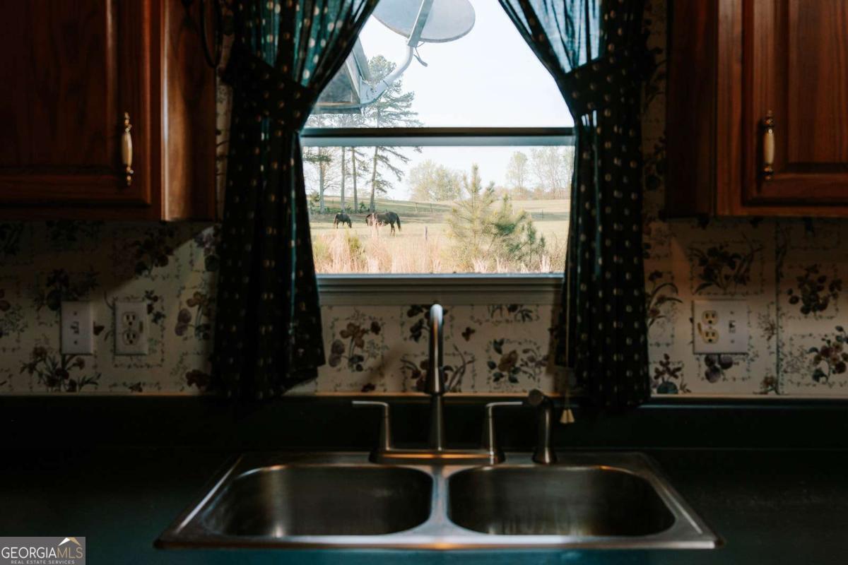 665 Elberton Road Lexington, GA 30648 - Photo 36 of 47