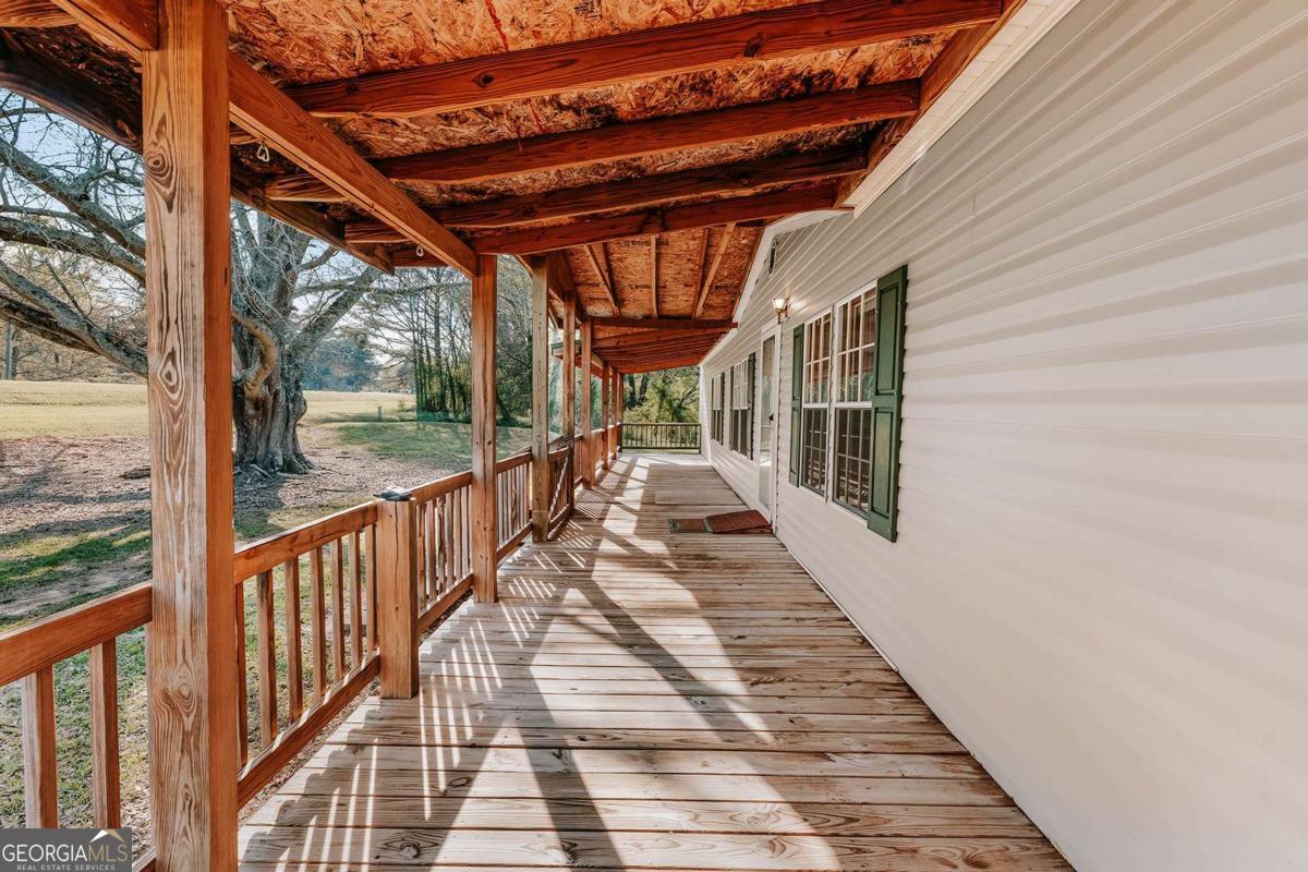 665 Elberton Road Lexington, GA 30648 - Photo 5 of 47