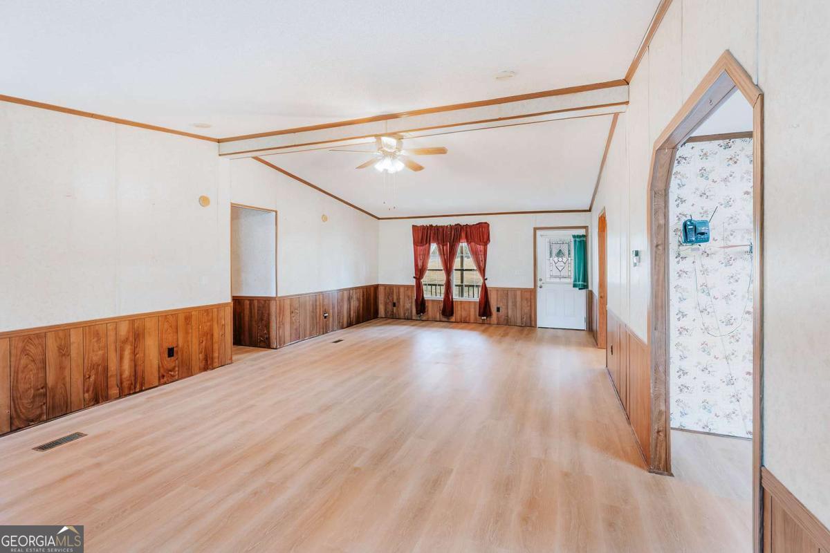 665 Elberton Road Lexington, GA 30648 - Photo 8 of 47