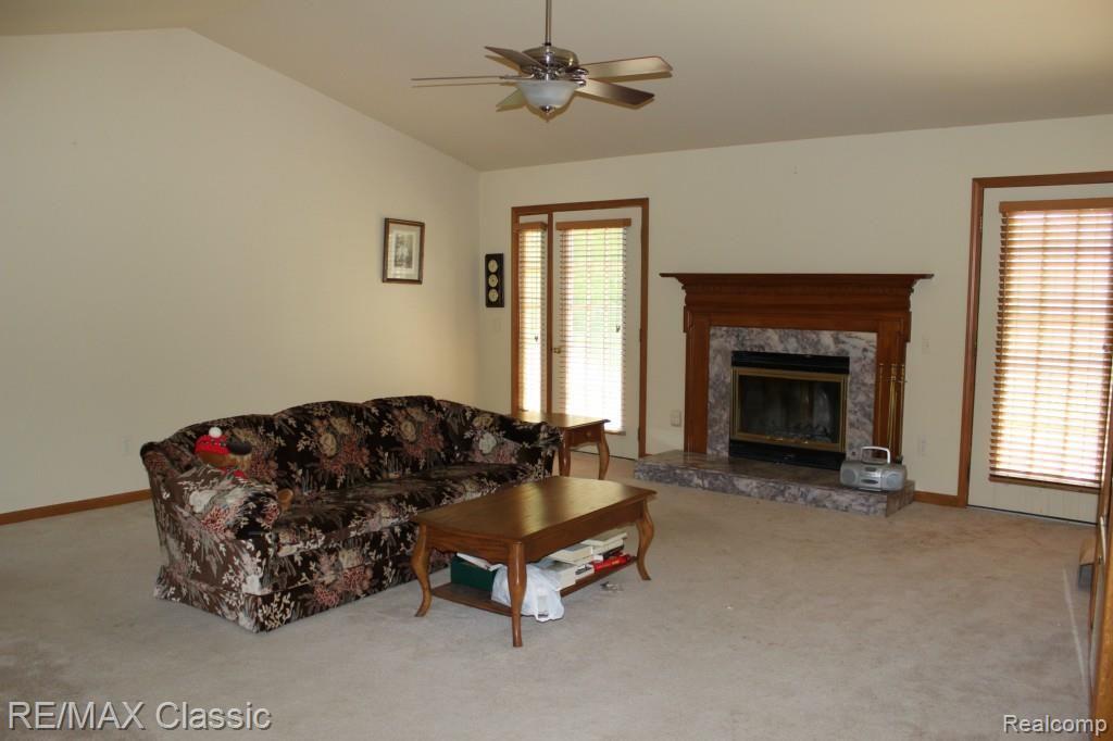 45031 Saltz Road Canton, MI 48187 - Photo 6 of 25