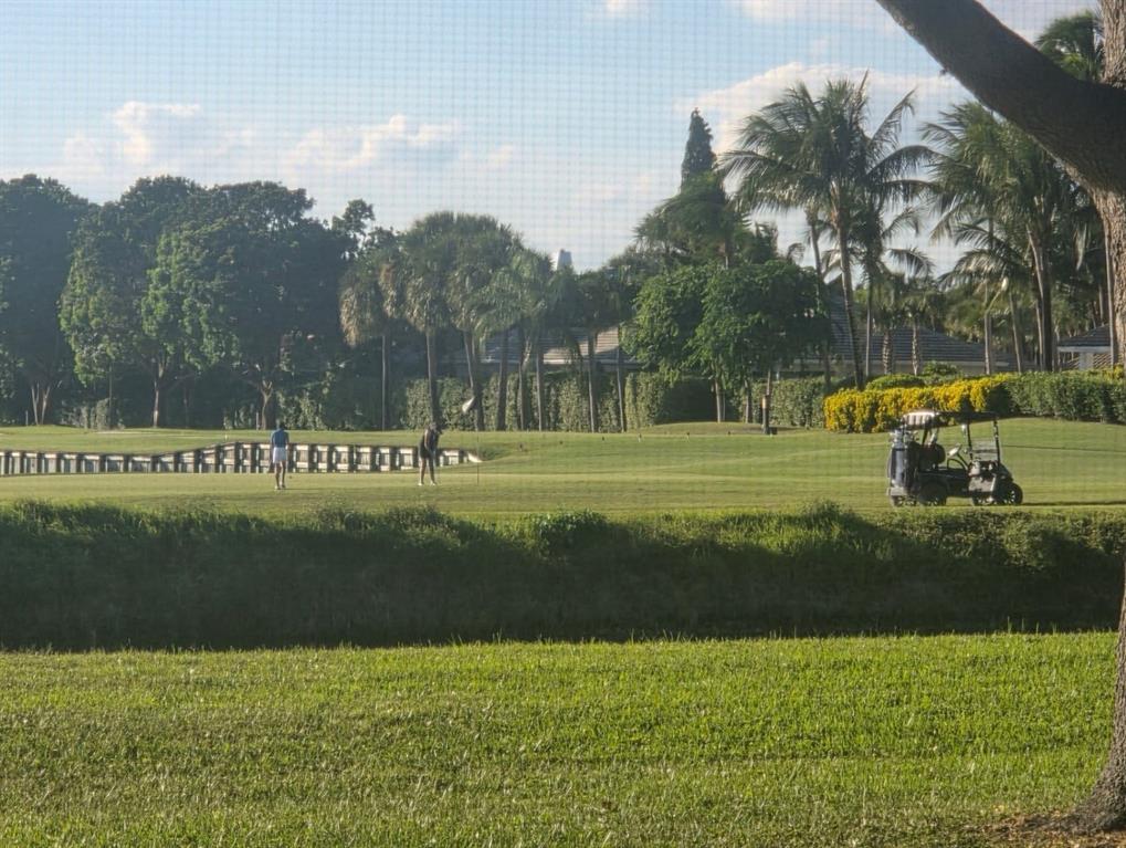2900 Southwest 22nd Circle, Unit 221E Delray Beach, FL 33445 - Photo 40 of 43 a view of a park