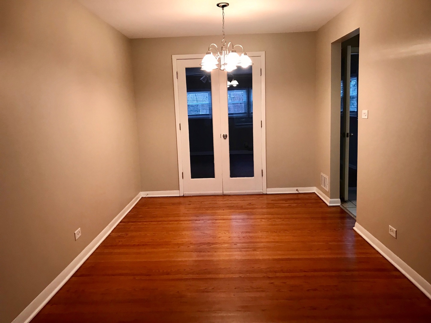 3847 Rugen Road Glenview, IL 60025 - Photo 13 of 21