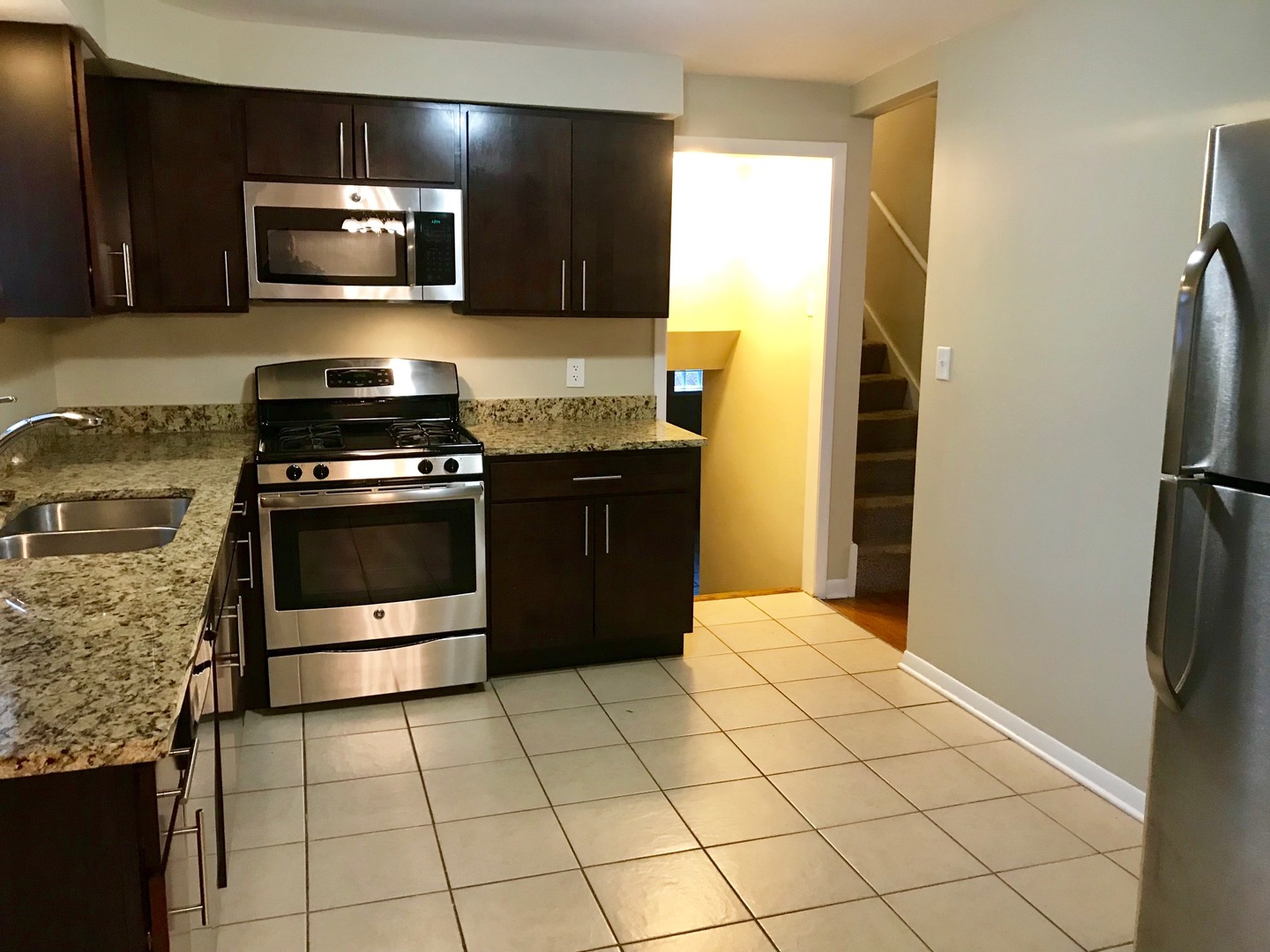 3847 Rugen Road Glenview, IL 60025 - Photo 9 of 21