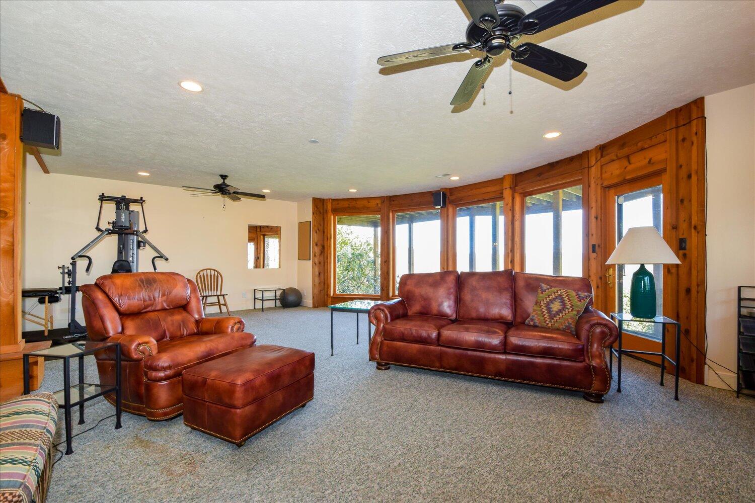 380 Hemlock Ridge Road Southeast Copper Hill, VA 24079 - Photo 26 of 59 a living room with furniture