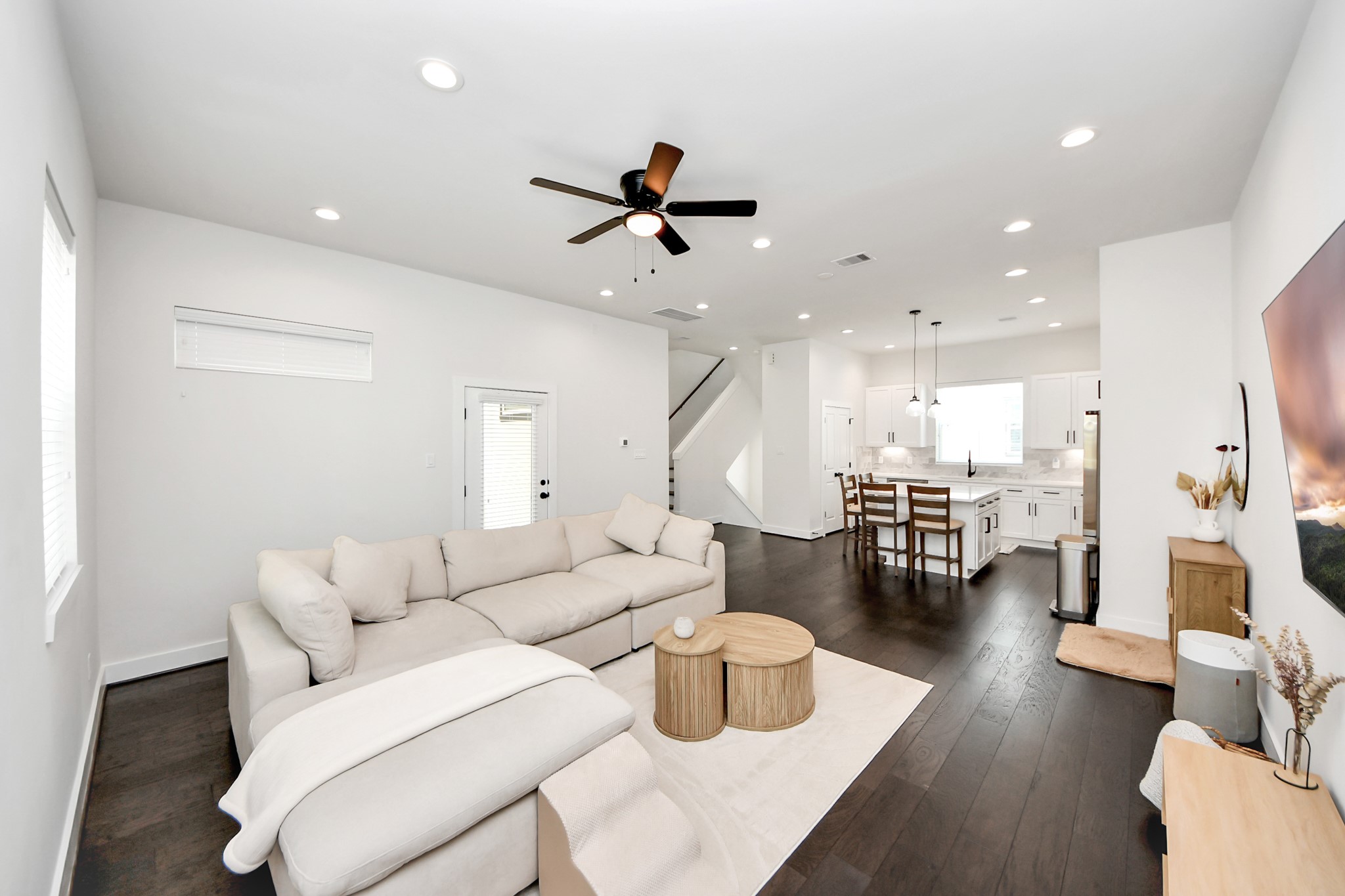 5502 Wheatley Street, Unit B Houston, TX 77091 - Photo 15 of 35 a living room with furniture and a view of kitchen
