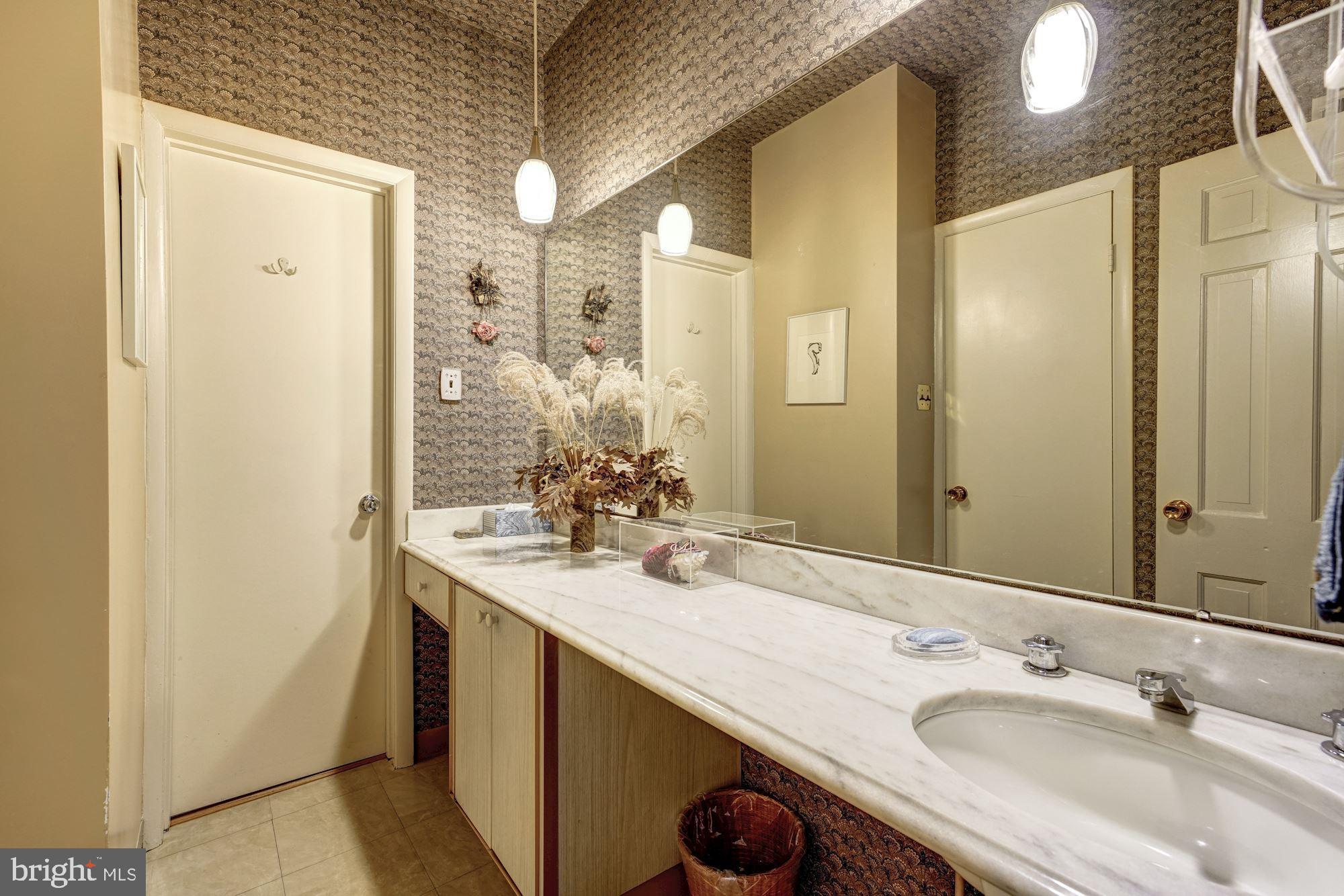 3721 Huntington Street Northwest Washington, DC 20015 - Photo 18 of 30 Bathroom #3