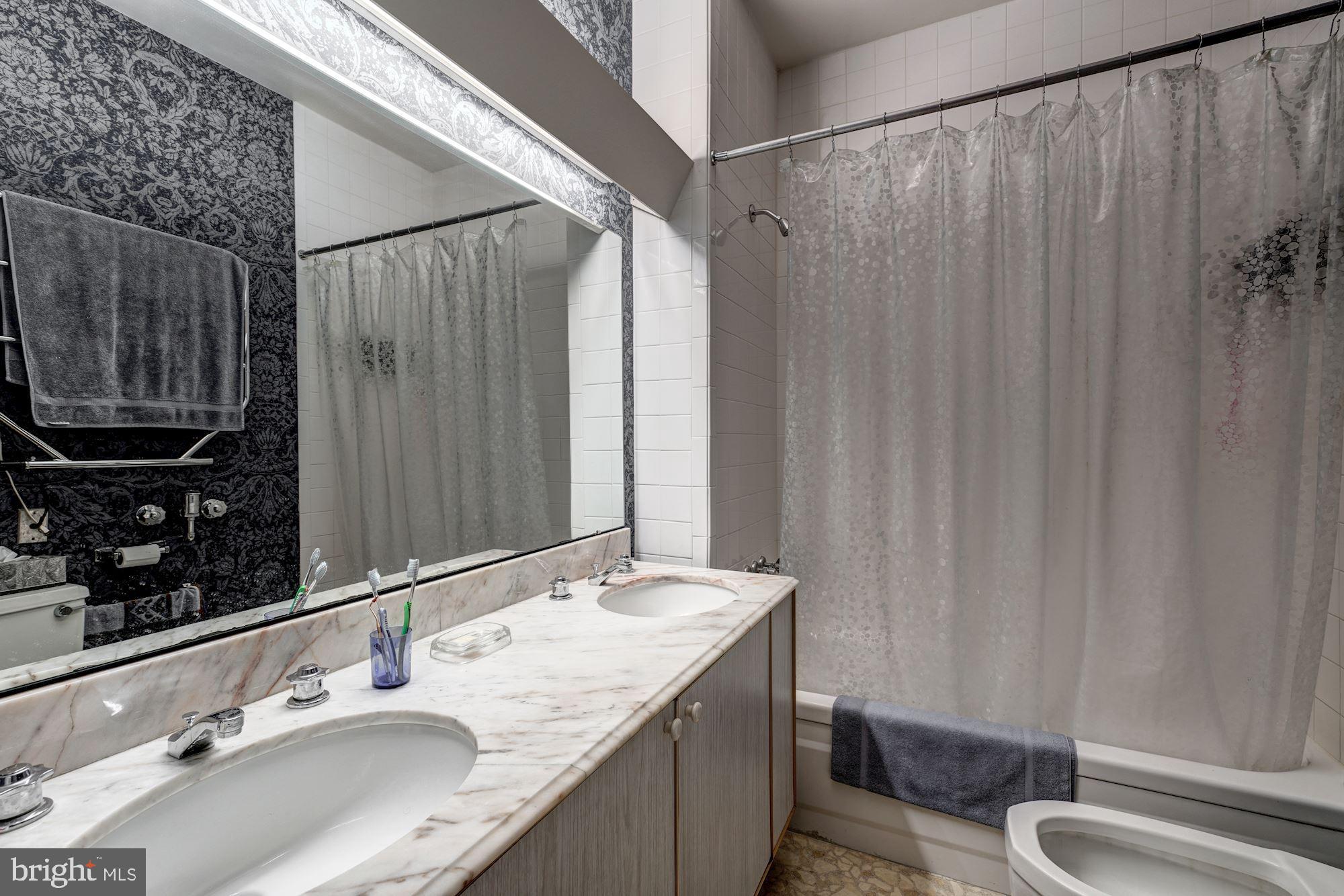 3721 Huntington Street Northwest Washington, DC 20015 - Photo 19 of 30 Bath #1