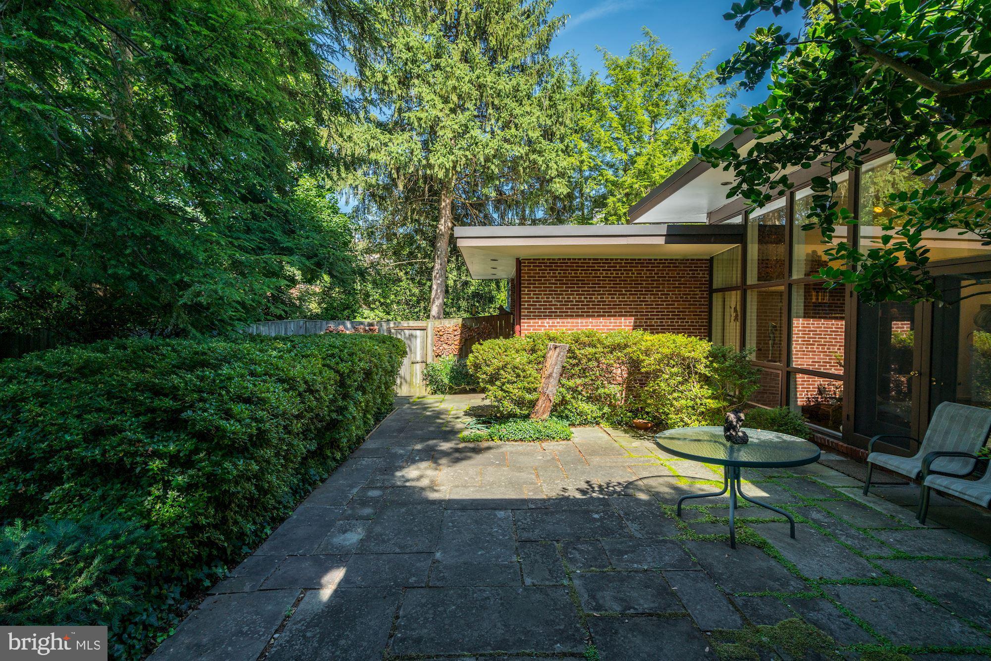 3721 Huntington Street Northwest Washington, DC 20015 - Photo 25 of 30 Garden and patio view 2