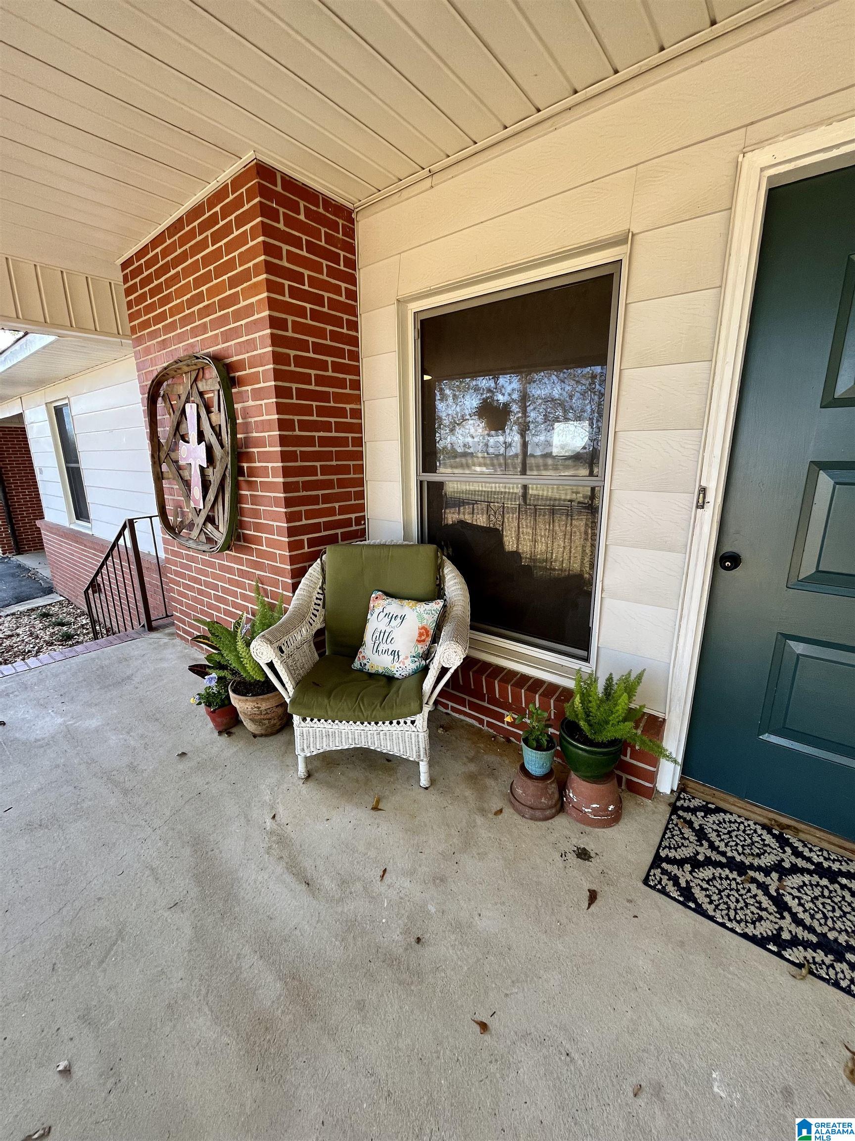 709 Powers Street Clanton, AL 35045 - Photo 3 of 20