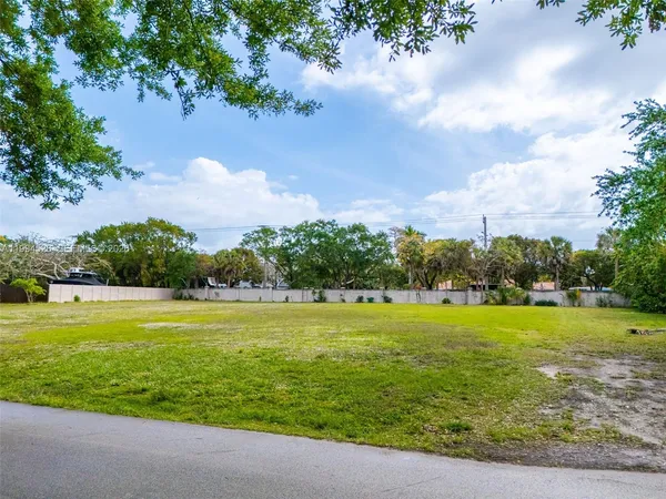 $1,550,000 | 15225 Southwest 73rd Court, Palmetto Bay, FL 33157