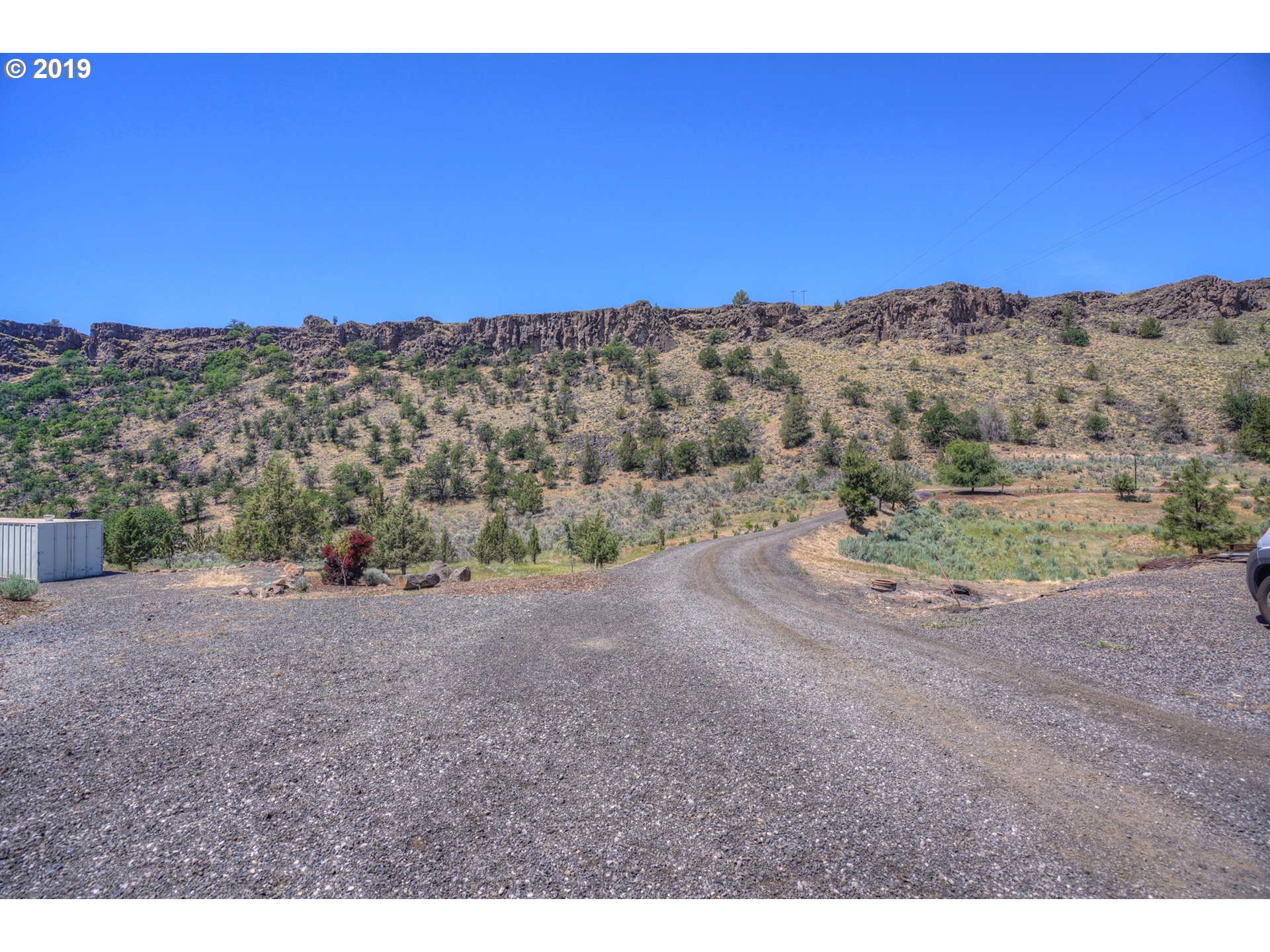 57350 Tygh Valley Road Tygh Valley, OR 97063 - Photo 4 of 13 Gallery Image 4