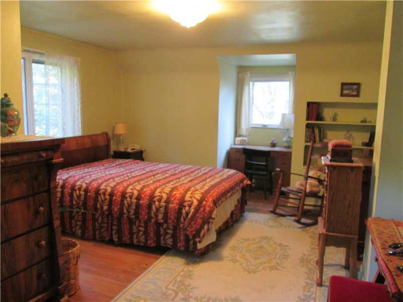 125 Overbrook Road Valencia, PA 16059 - Photo 8 of 21 Master Bedroom.