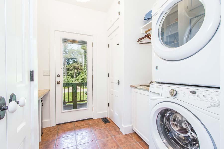 139 Little Neck Bars Road Falmouth, MA 02540 - Photo 17 of 41 Laundry room