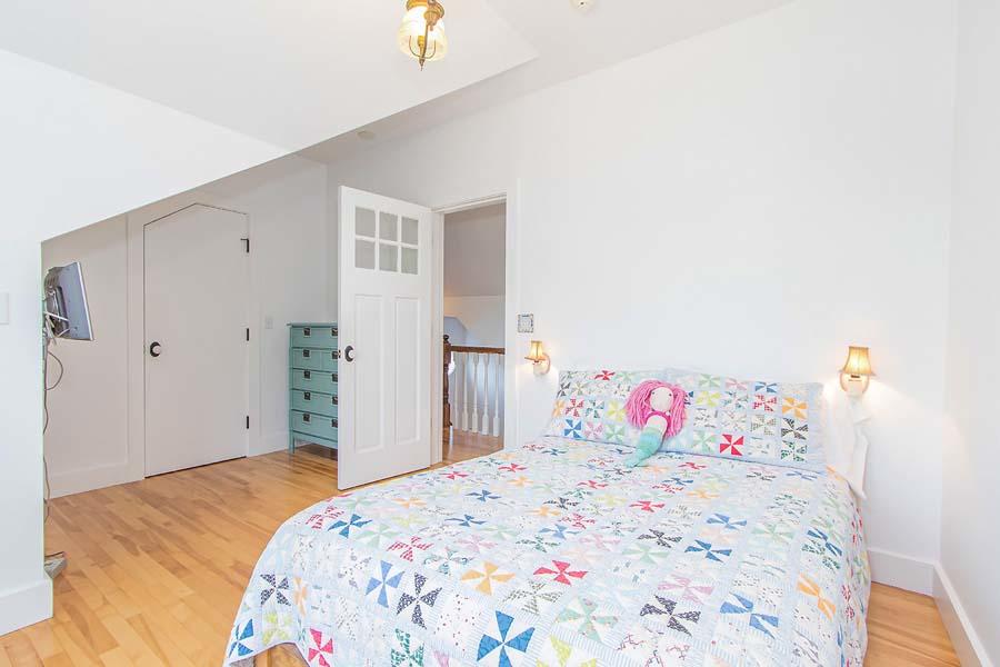 139 Little Neck Bars Road Falmouth, MA 02540 - Photo 22 of 41 2nd floor bedroom