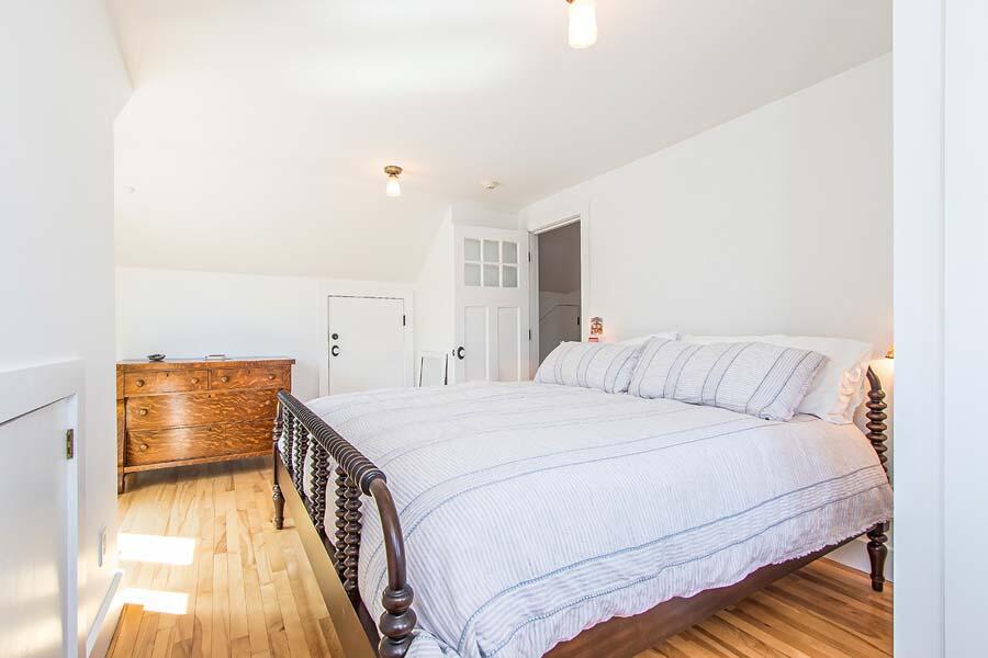139 Little Neck Bars Road Falmouth, MA 02540 - Photo 23 of 41 2nd floor bedroom