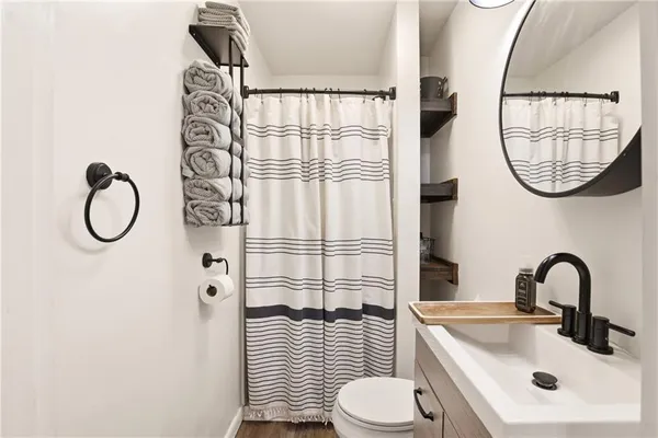 $244,900 | 865 Lansberry Court, Somerset, PA 15501