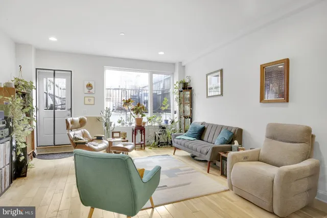 $724,900 | 2426 Frankford Avenue, Philadelphia, PA 19125