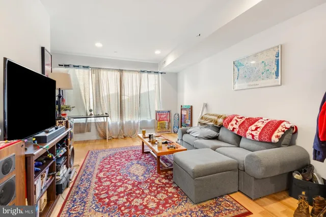 $724,900 | 2426 Frankford Avenue, Philadelphia, PA 19125