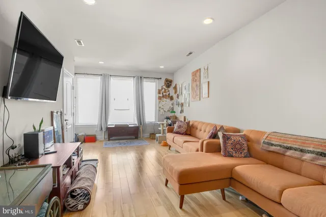 $724,900 | 2426 Frankford Avenue, Philadelphia, PA 19125
