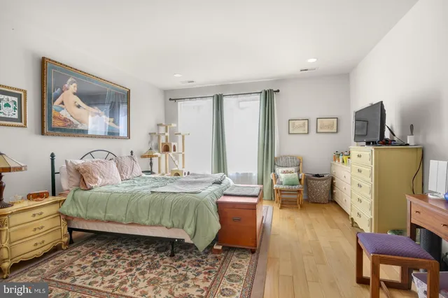 $724,900 | 2426 Frankford Avenue, Philadelphia, PA 19125