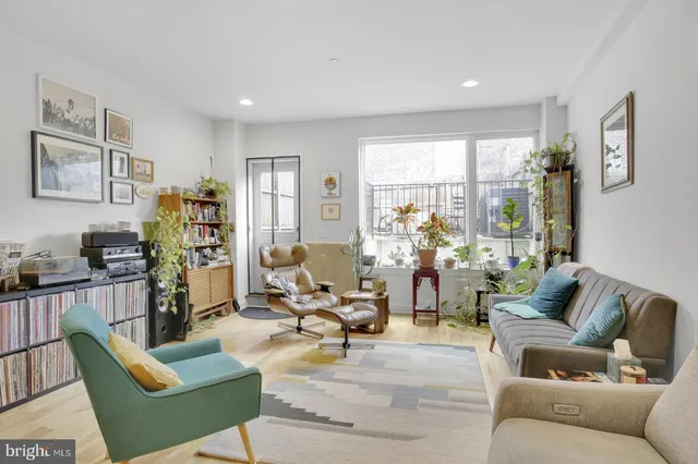 $724,900 | 2426 Frankford Avenue, Philadelphia, PA 19125