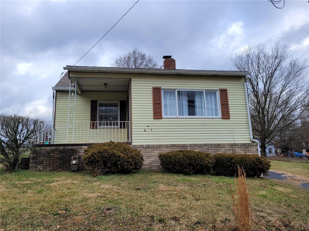 228 Nemacolin Road Carmichaels, PA 15320 - Photo 1 of 6 Gallery Image 1