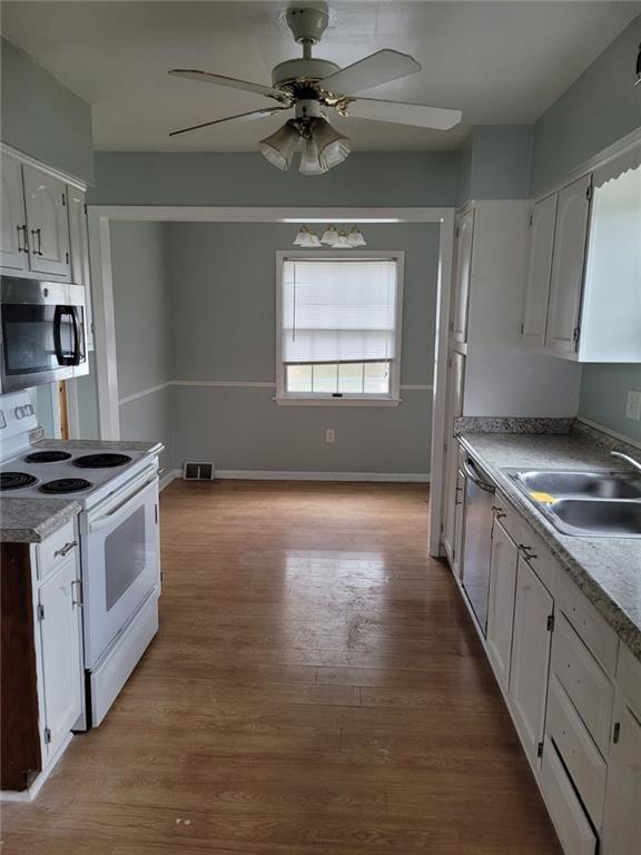 228 Nemacolin Road Carmichaels, PA 15320 - Photo 3 of 6 Gallery Image 3
