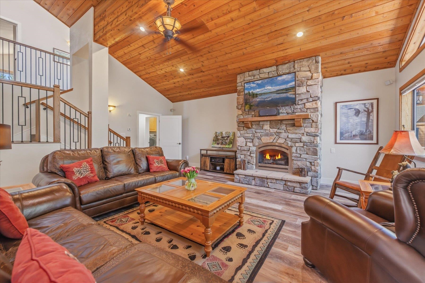 11442 Chalet Road Truckee, CA 96161 - Photo 12 of 28