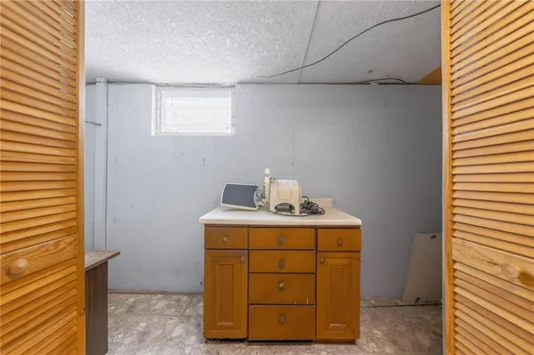 $324,900 | 4415 Sterling Avenue, Kansas City, MO 64133