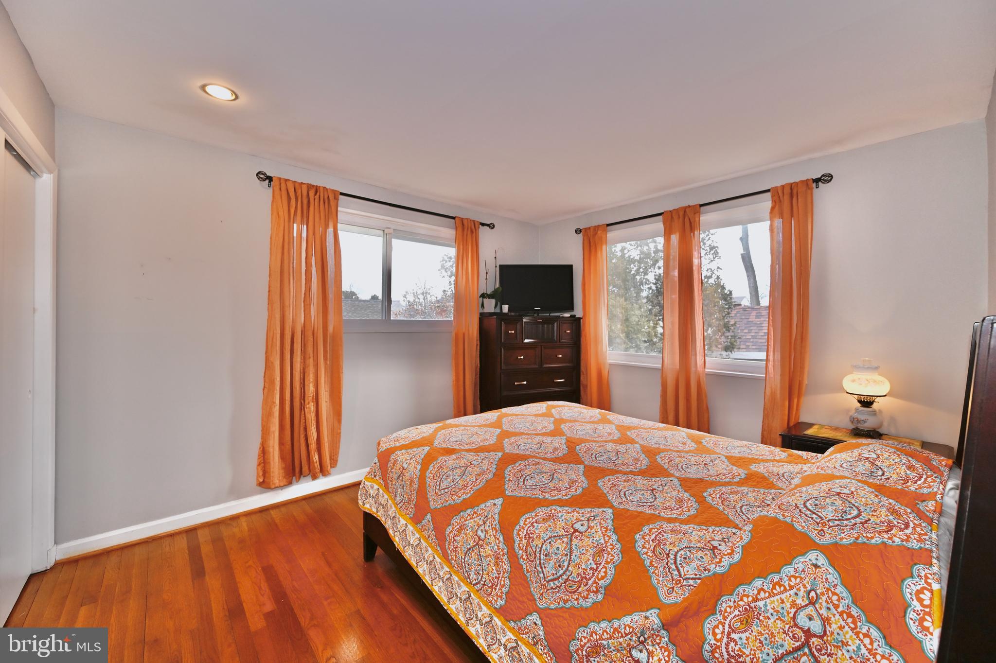 3308 Kayson Street Silver Spring, MD 20906 - Photo 17 of 30 Primary bedroom with hardwood floor