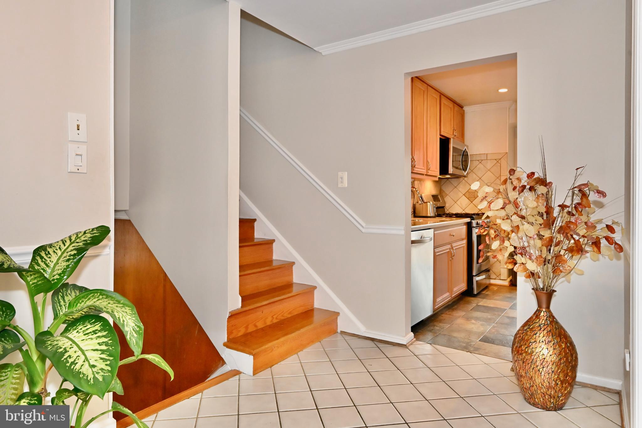 3308 Kayson Street Silver Spring, MD 20906 - Photo 3 of 30 Main entrance foyer