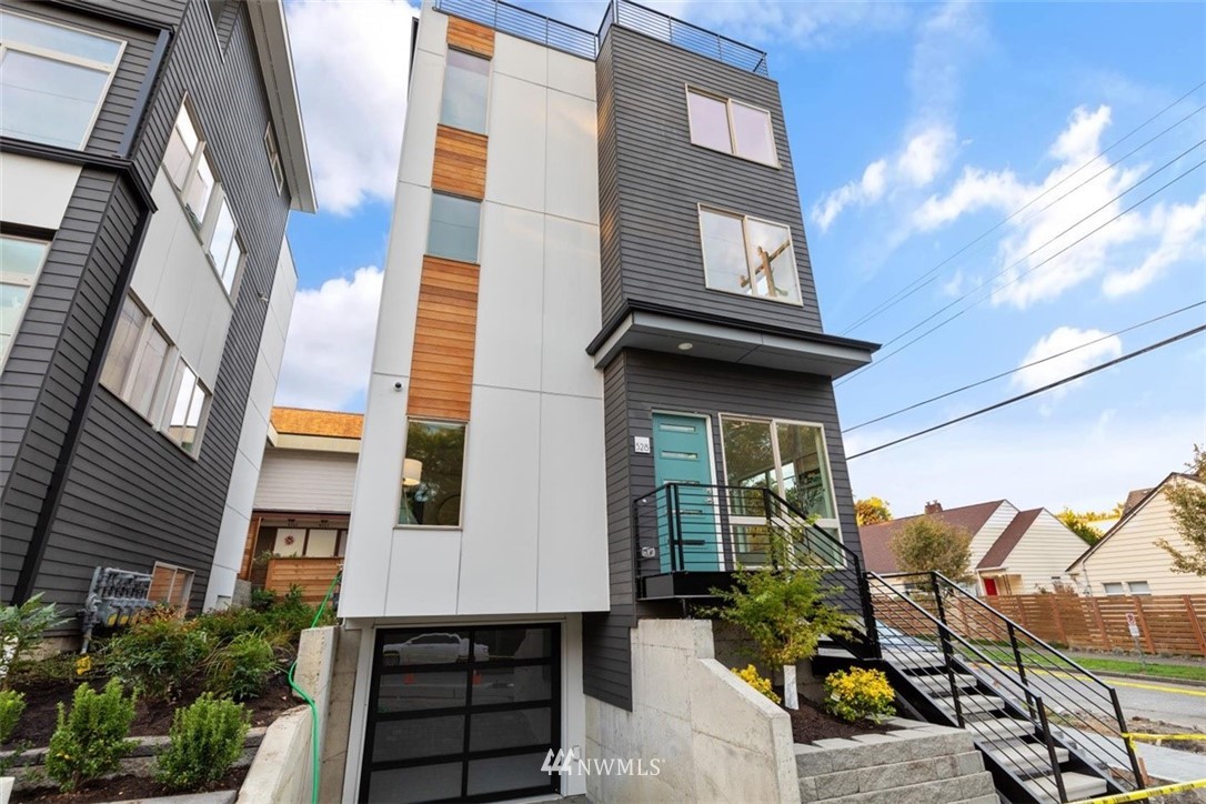 528 North 49th Street Seattle, WA 98103 - Photo 1 of 37 Gallery Image 1
