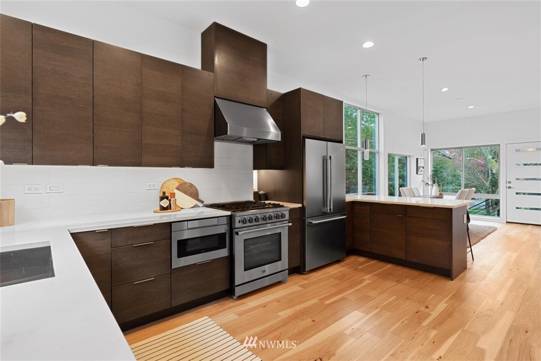 528 North 49th Street Seattle, WA 98103 - Photo 15 of 37 Gallery Image 15