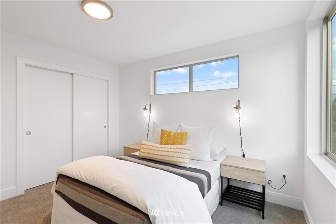 528 North 49th Street Seattle, WA 98103 - Photo 18 of 37 Gallery Image 18