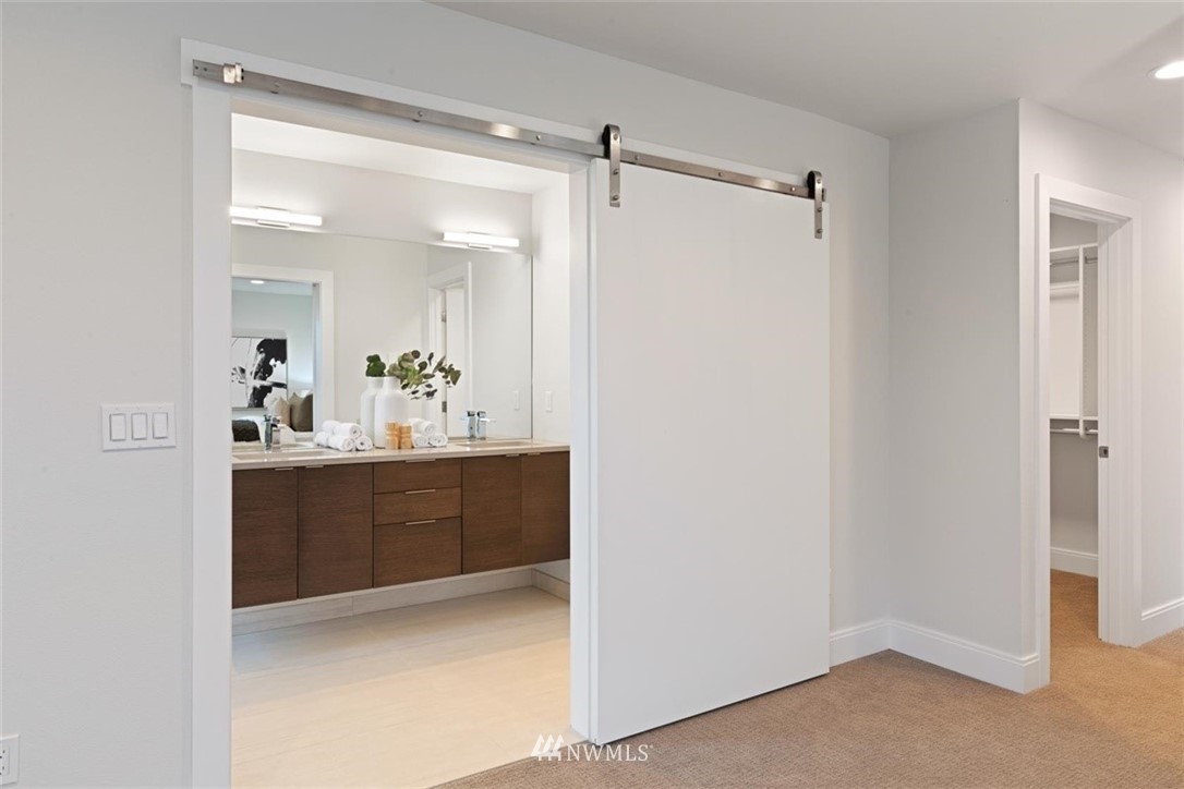 528 North 49th Street Seattle, WA 98103 - Photo 24 of 37 Gallery Image 24