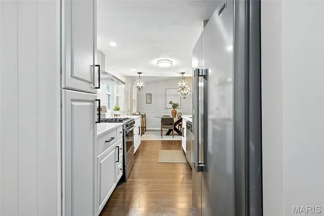 $375,000 | 621 Crest Court, Kirkwood, MO 63122